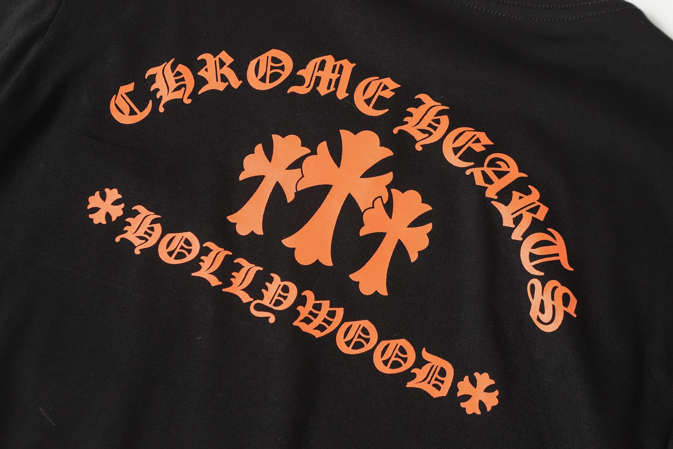 P160 Cross-border quantity model. Those who pursue quality, please do not place an order. -Chrome Hearts/Chrome Hearts Sanskrit Sanskrit Cross✝️Print popular long-sleeved T-shirt -High weight, high density and high quality. The wool is soft, delicate and skin-friendly. It feels soft and silky. It has excellent warmth and skin-friendly properties.